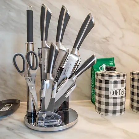 Monte Smith Luxury Garden With Parking Родос