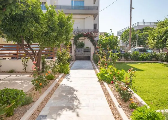Monte Smith Luxury Garden With Parking Appartement