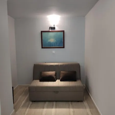 Monte Smith Luxury Garden With Parking *