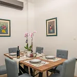 Monte Smith Luxury Garden With Parking Rhodes City
