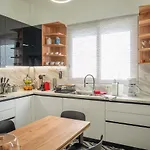 Apartment Monte Smith Luxury Garden With Parking