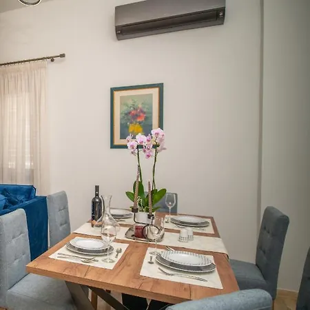 Monte Smith Luxury Garden With Parking דירה *