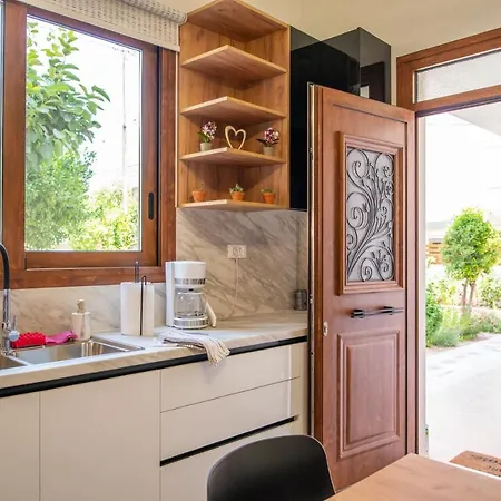 דירה Monte Smith Luxury Garden With Parking *