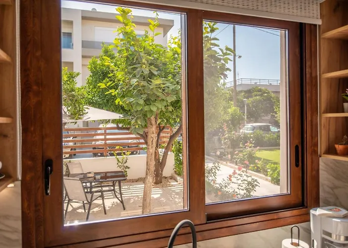 Monte Smith Luxury Garden With Parking