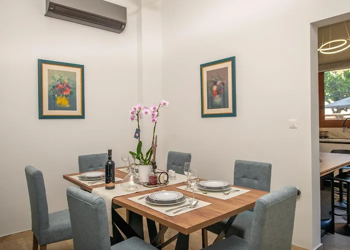 Monte Smith Luxury Garden With Parking Rhodes City