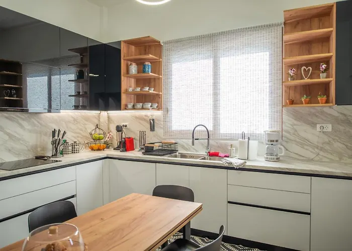 Apartment Monte Smith Luxury Garden With Parking