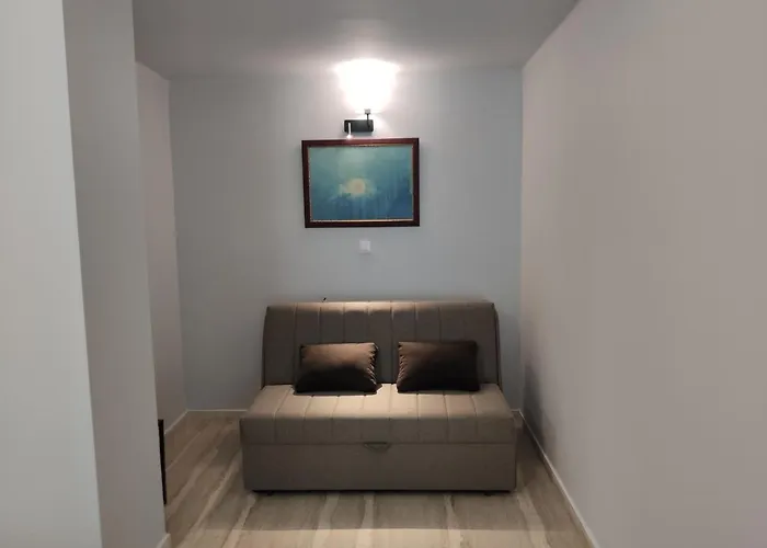 Monte Smith Luxury Garden With Parking *